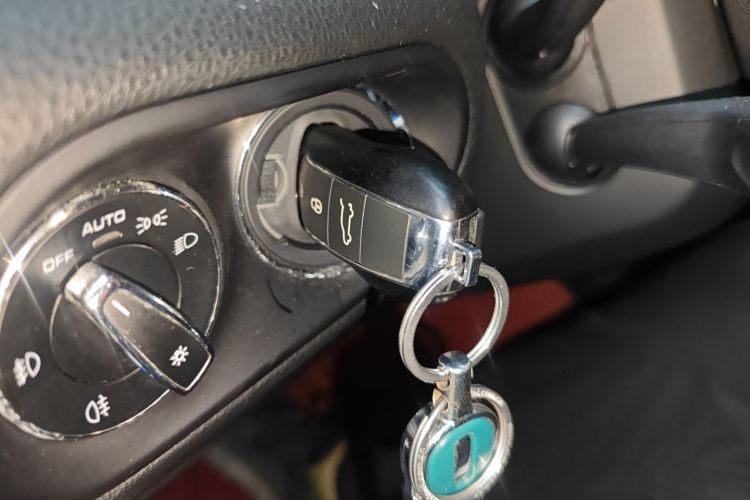 保时捷 2014款 Macan 2.0T中控内饰7001