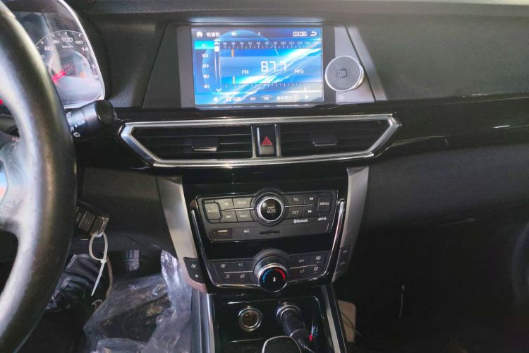 众泰 大迈X5 2015款 1.5T CVT地主型 国IV局部细节16