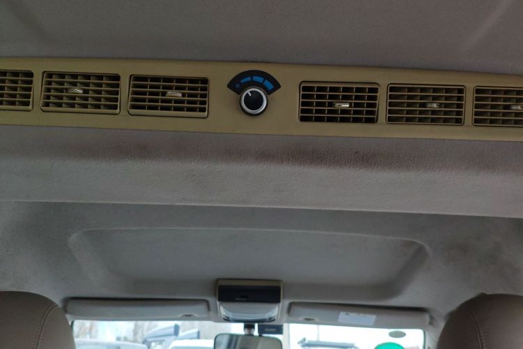 东风风行 菱智 2020款 M5L 1.6L 豪华型 7座中控内饰22