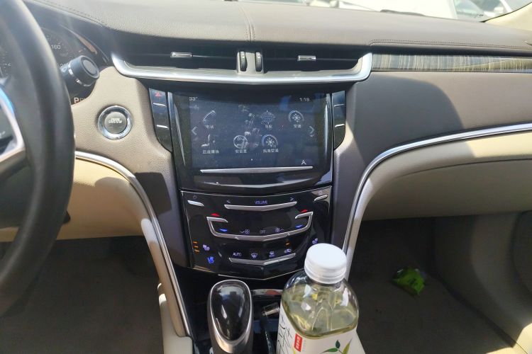 凯迪拉克XTS 2014款 28T 铂金版局部细节16