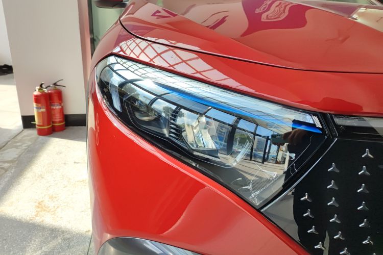 奔驰EQA 2025款 EQA 260车身外观8