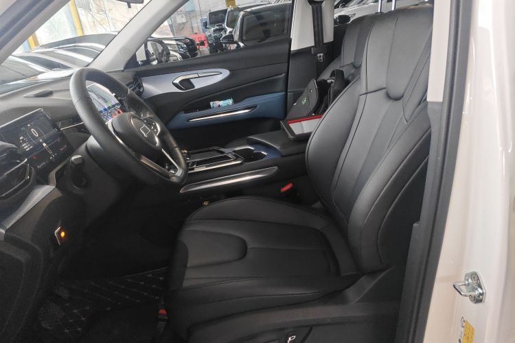 奔腾T90 2023款 1.5T DCT 自动尊贵型中控内饰19