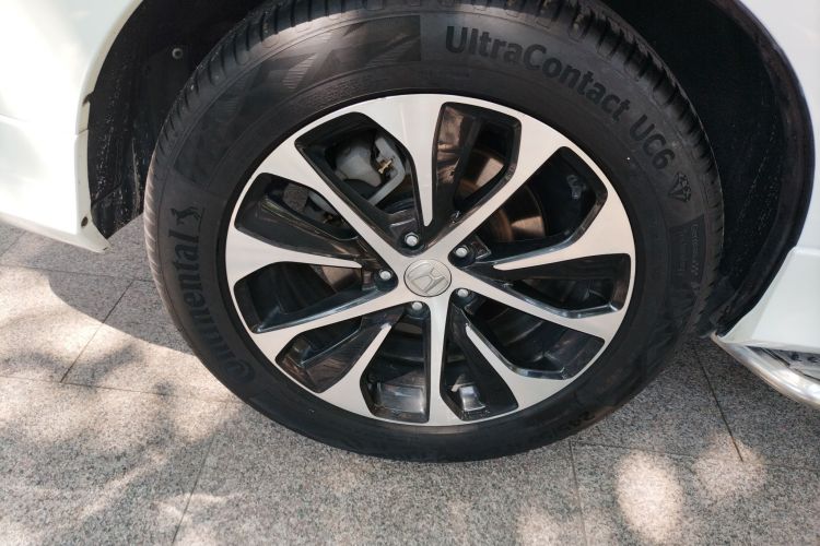 本田 冠道 2017款 240TURBO 两驱豪华版车身外观6008