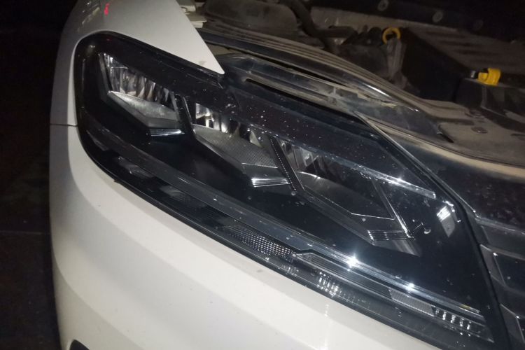 大众 朗逸 2018款 1.5L 自动风尚版 国V车身外观8