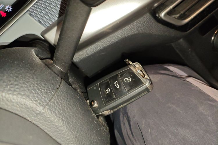 大众 朗逸 2023款 1.5L 自动得逸版中控内饰11