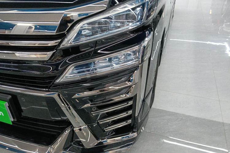 丰田 威尔法 2020款 双擎 2.5L HV尊贵版局部细节36