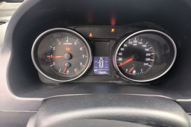 哈弗H6 2015款 升级版 1.5T 手动两驱精英型局部细节14