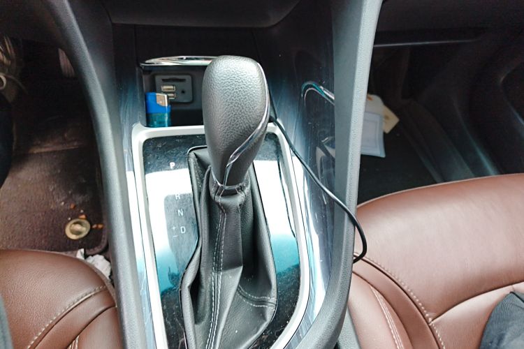 别克GL6 2019款 18T 6座互联豪华型 国VI局部细节18