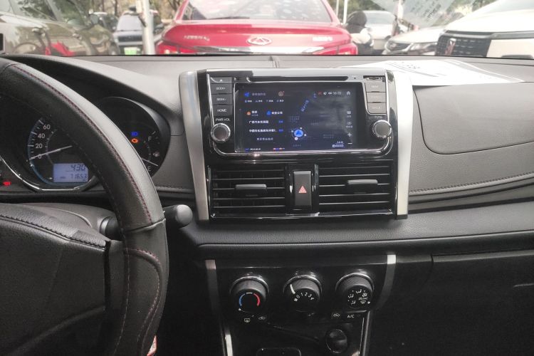 丰田 威驰 2014款 1.5L 手动智臻版中控内饰16