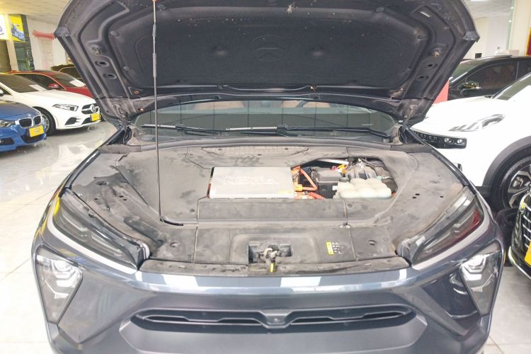 蔚来ES6 2020款 600KM 运动版机舱底盘24