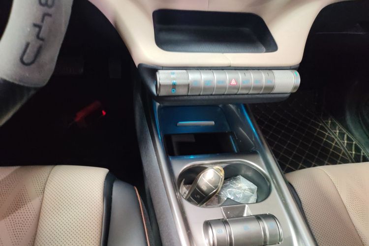 比亚迪 海豚 2023款 420km 时尚版中控内饰18