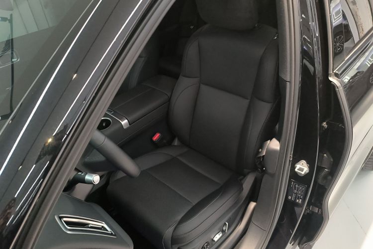 理想汽车 理想L6 2024款 Max局部细节19