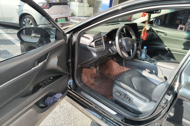 丰田 凯美瑞 2021款 双擎 2.5HG 豪华版中控内饰20