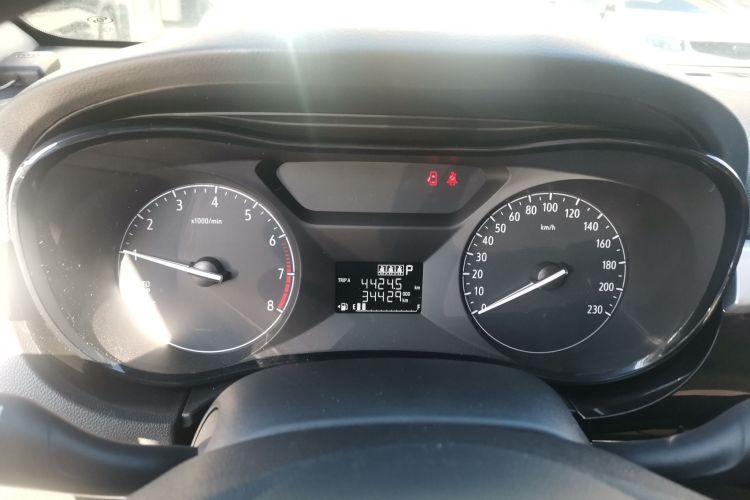 别克 凯越 2020款 15N CVT精英型中控内饰14