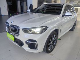 宝马X5 2022款 xDrive 30Li M运动套装