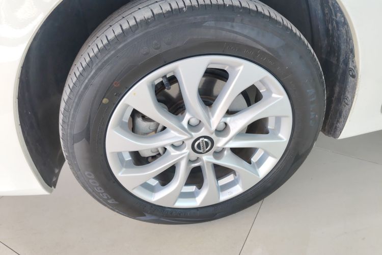 日产 轩逸 2024款 经典 1.6XE CVT舒适版车身外观6007