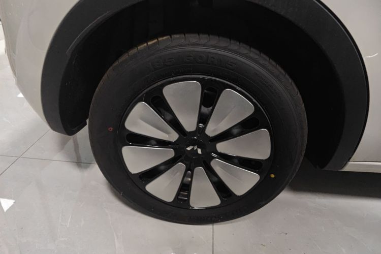 五菱汽车 五菱缤果 2024款 333km 悦享款车身外观6008