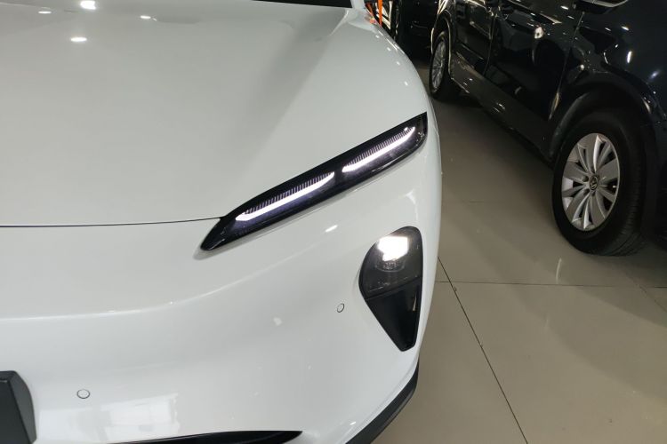 蔚来ET5 2022款 100kWh局部细节36