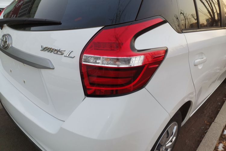 丰田 YARiS L 致炫 2016款 改款 1.5E CVT魅动版车身外观6006