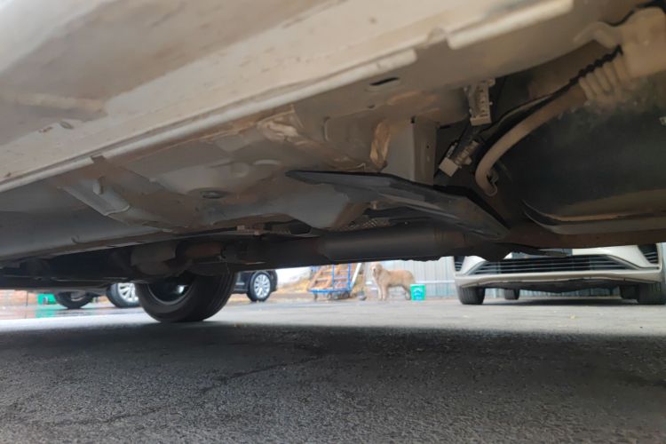 三菱 欧蓝德 2021款 改款 2.0L 两驱畅行版 5座局部细节9002