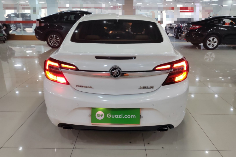 别克 君威 2014款 2.0L 精英时尚型车身外观6