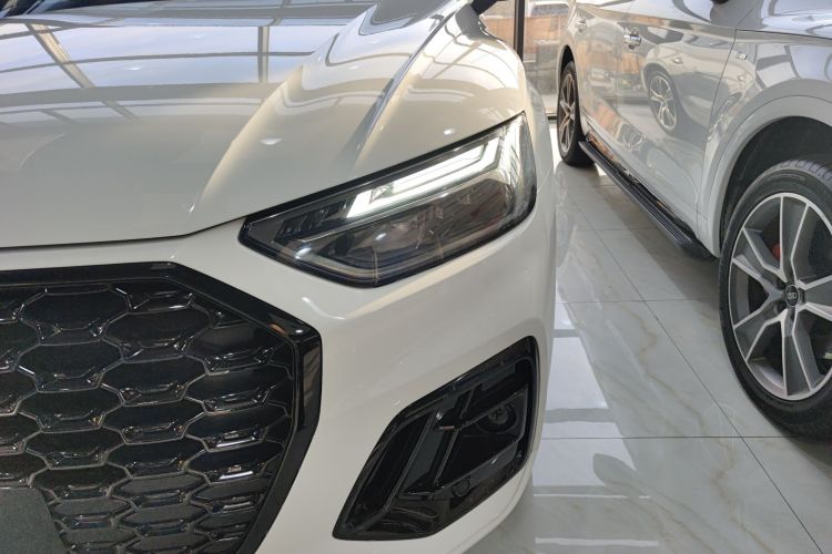 奥迪Q5L 2022款 40T 豪华动感型局部细节36