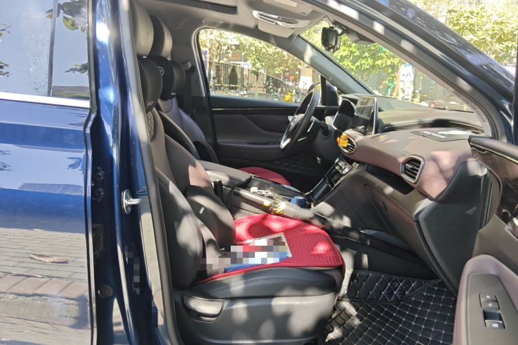 现代 胜达 2019款 380 TGDi GLS 自动两驱豪华版 国V局部细节9005