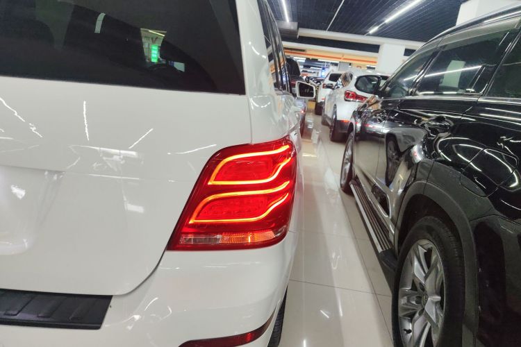 奔驰GLK级 2014款 GLK 200 标准型车身外观9