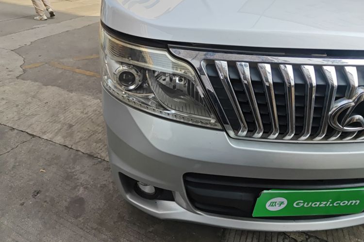 长安凯程 长安睿行M80 2014款 1.5L标准型4G15S车身外观8