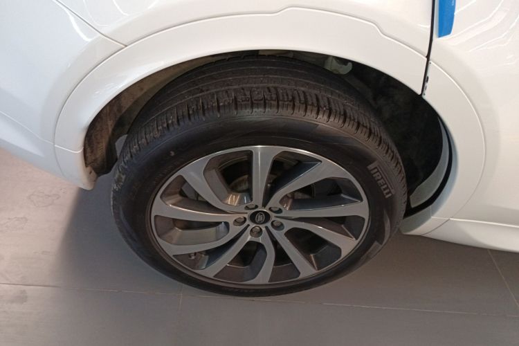 路虎 发现运动版 2020款 249PS R-Dynamic 性能版车身外观6008