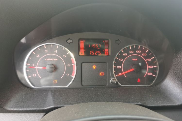 五菱汽车 五菱征途 2021款 1.5L开拓型LAR中控内饰14