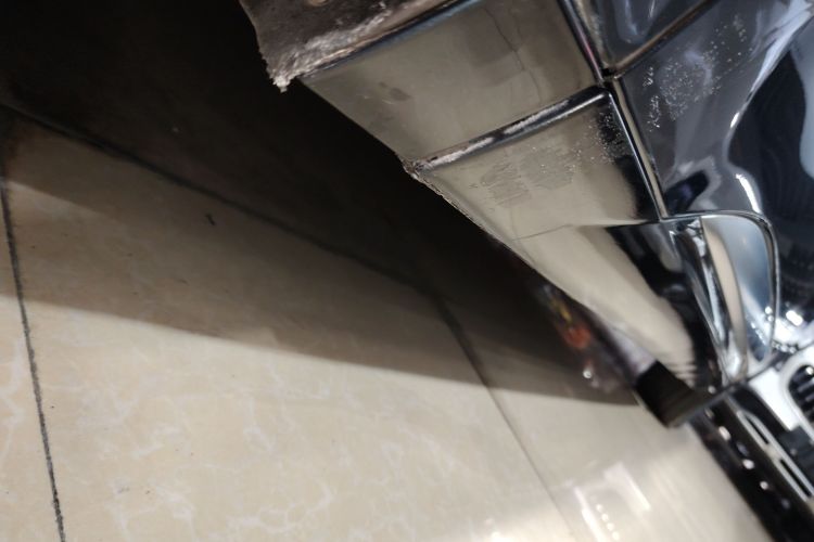 腾势D9 2022款 DM-i 970 四驱旗舰型局部细节9002