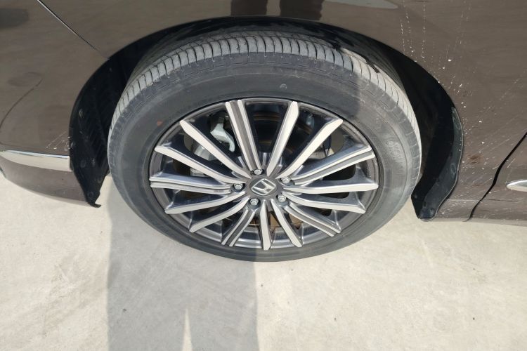 本田 艾力绅 2022款 2.0L e:HEV 至尊版车身外观6007