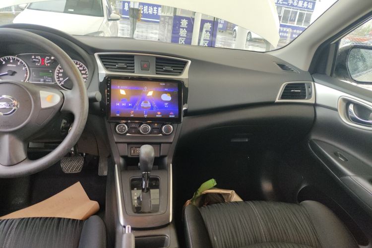 日产 轩逸 2022款 经典 1.6XE CVT舒适版中控内饰16