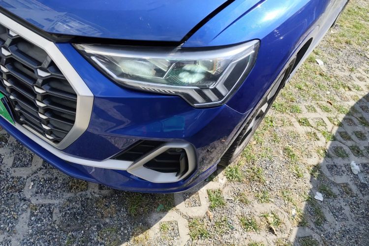 奥迪Q3 2019款 40 TFSI 时尚动感型局部细节36