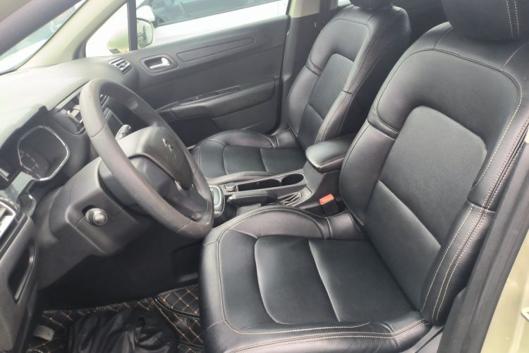 雪铁龙 C4世嘉 2016款 1.6L 自动舒适型中控内饰19