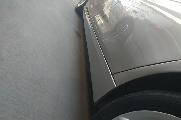 宝马3系 2016款 320Li 进取型局部细节9002