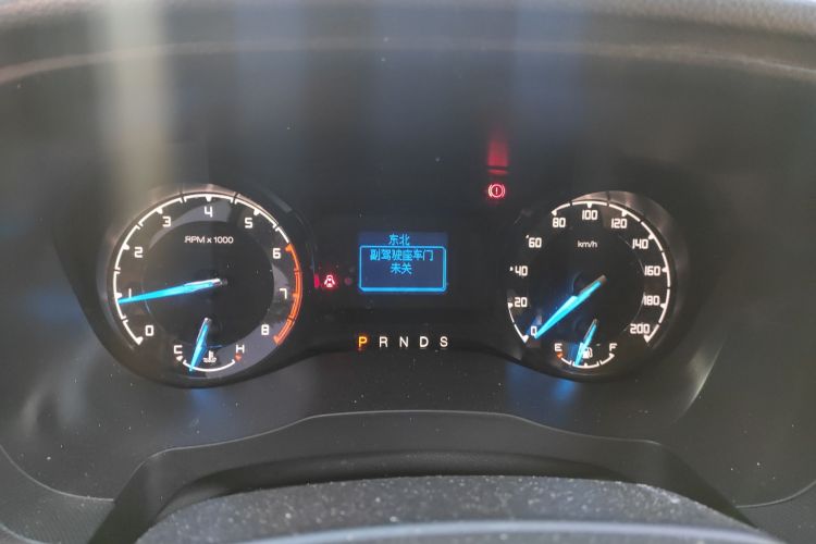 福特 撼路者 2017款 2.0T 汽油自动四驱菁英版 5座中控内饰14