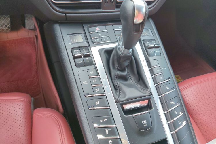 保时捷 2018款 Macan 2.0T局部细节18