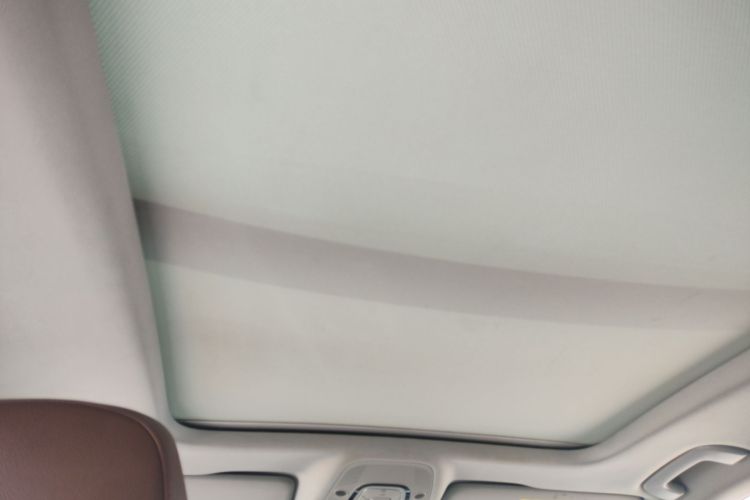 奥迪A4L 2018款 30周年年型 40 TFSI 时尚型局部细节22