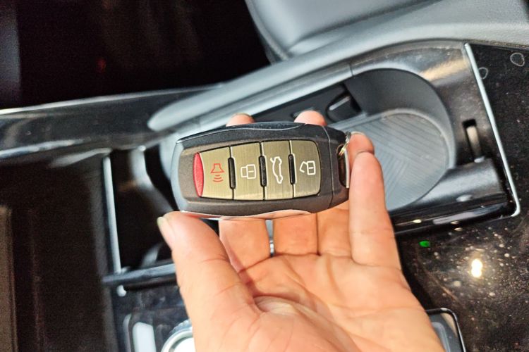 哈弗H6 2024款 1.5T 两驱经典版中控内饰11