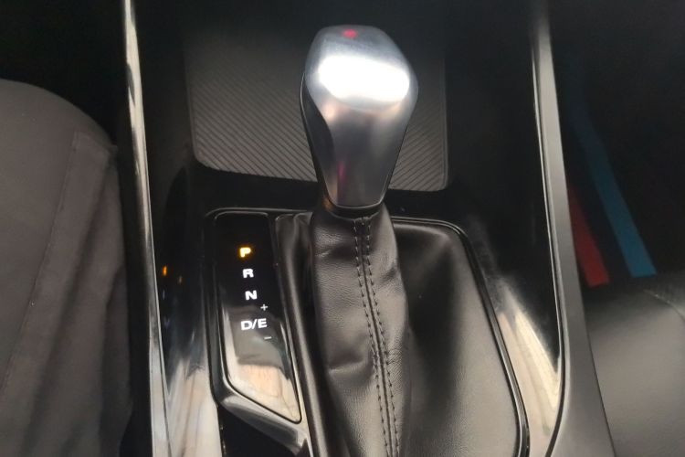 荣威i5 2021款 1.5L CVT铂金版中控内饰18