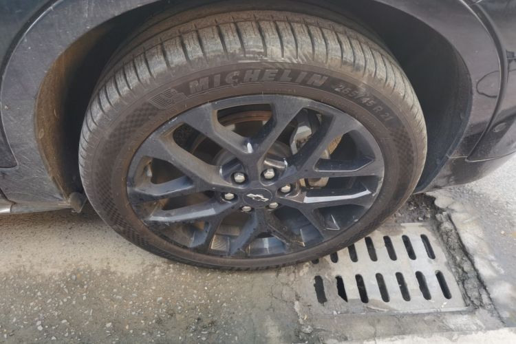 雪佛兰 开拓者 2020款 RS 650T Twin-Clutch四驱7座 擎版车身外观6007