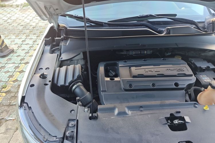 Jeep 指南者 2017款 200T 自动臻享版机舱底盘25