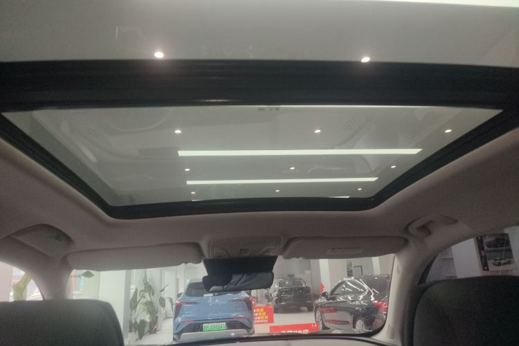 红旗HS5 2023款 2.0T 旗享Pro版局部细节22