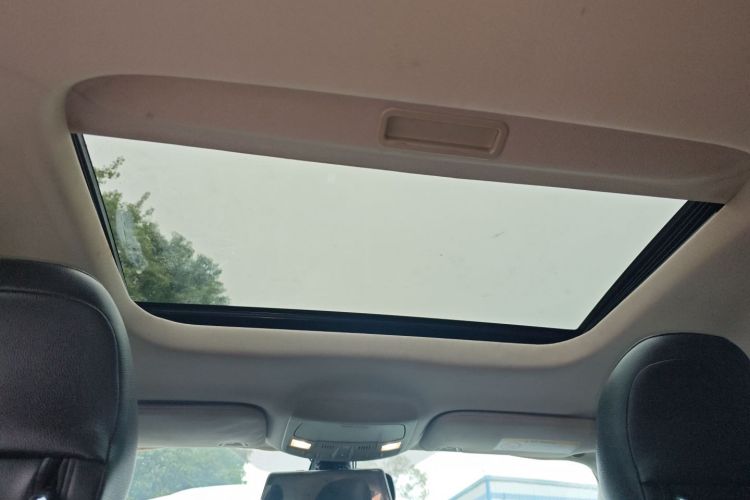 福特 蒙迪欧 2013款 1.5L GTDi180时尚型中控内饰22