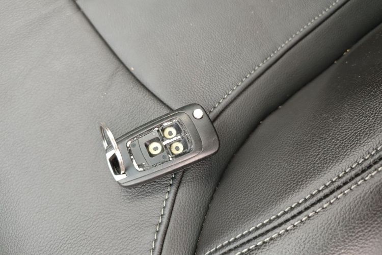 别克 英朗 2019款 18T 自动互联精英型 国V中控内饰7001