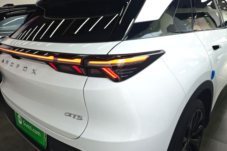 ARCFOX极狐 极狐 阿尔法T5(ARCFOX αT5) 2024款 660 MAX车身外观6006