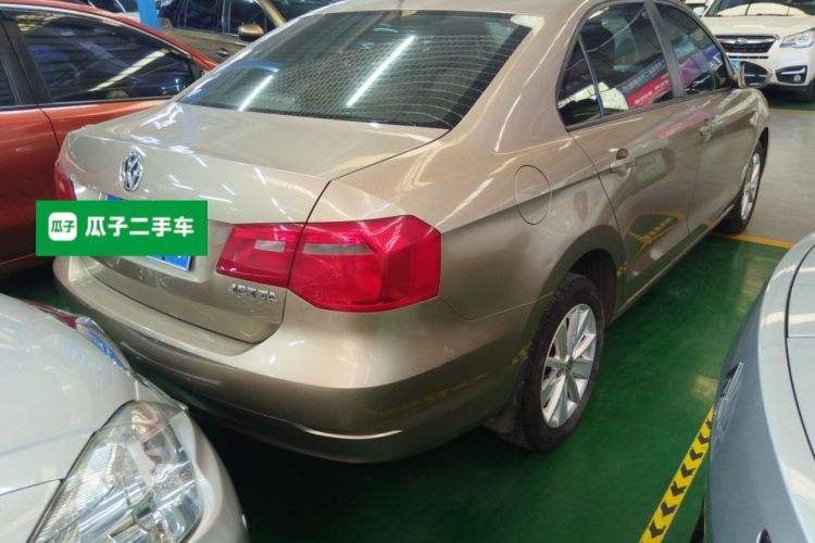 大众 捷达 2013款 1.6L 自动舒适型车身外观6005