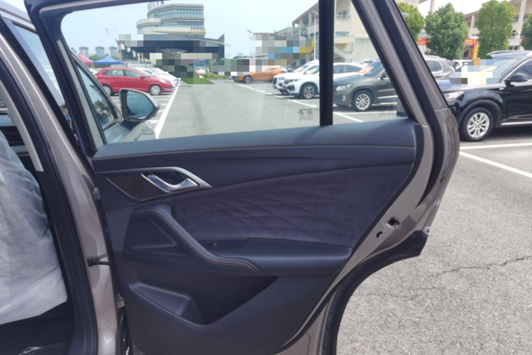 荣威D5X DMH 2024款 135旗舰版中控内饰45